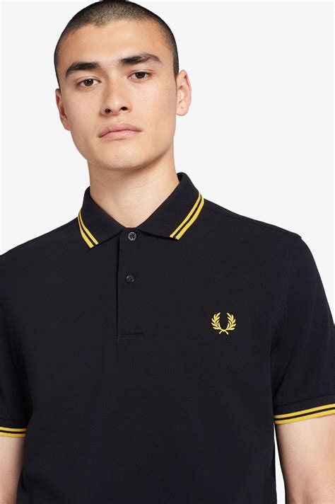 Fred Perry .